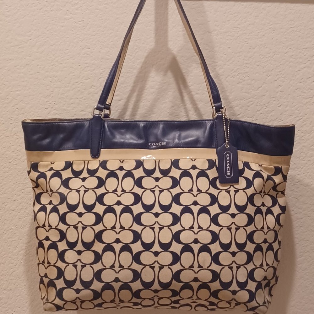 Coach Navy Blue Signature Large Tote Bag 29423 Shoulder Tan Patent Leather Trim.